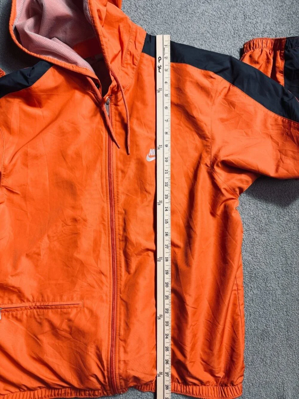 Nike Orange Black Hooded Windbreaker Jacket Men’s Large Full Zip Lightweight Y2K